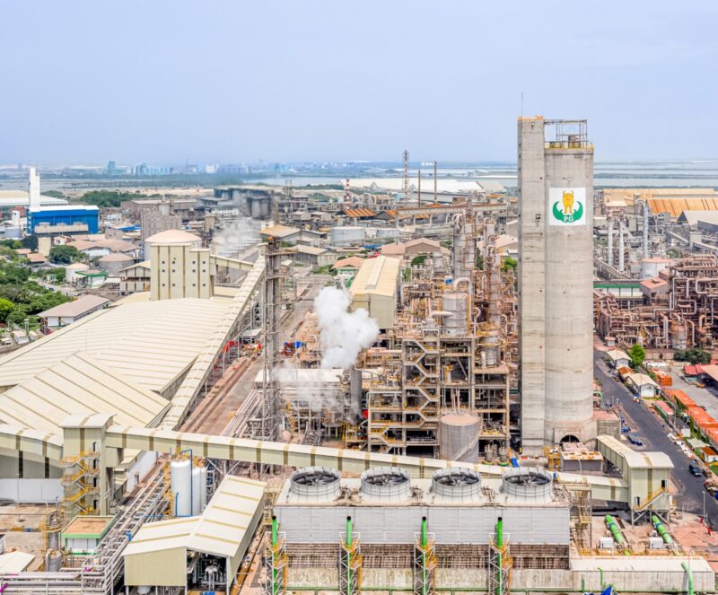 Aerial view of an ammonia and urea fertilizer production complex